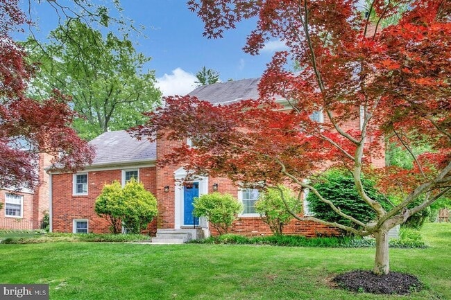 Photo - 8205 Robin Hood Ct