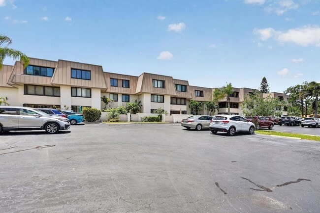 Photo - 1800 SE St Lucie Blvd Unit 11-203
