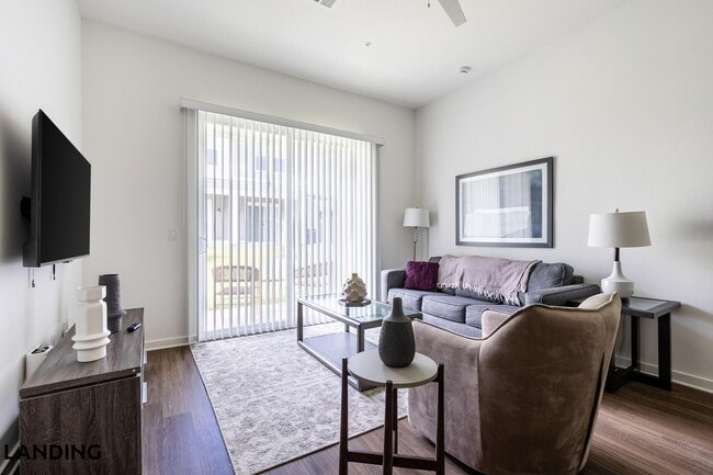 Building Photo - 515 Corso Ln Unit 856