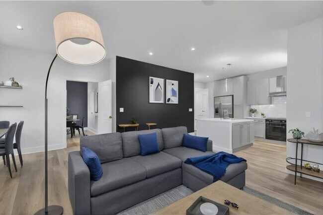 Building Photo - 514 Pleasant Dr Unit ID1094372P