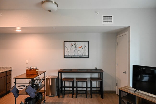 Photo - Residence at Discovery Square