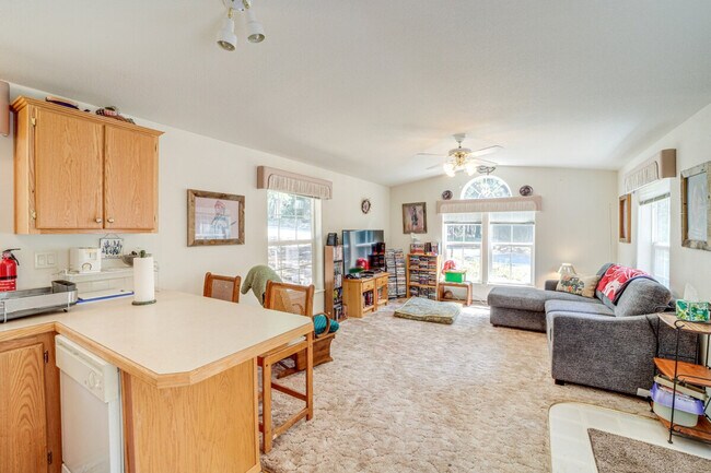 Photo - 16934 Tyee Dr Unit SI ID1385660P