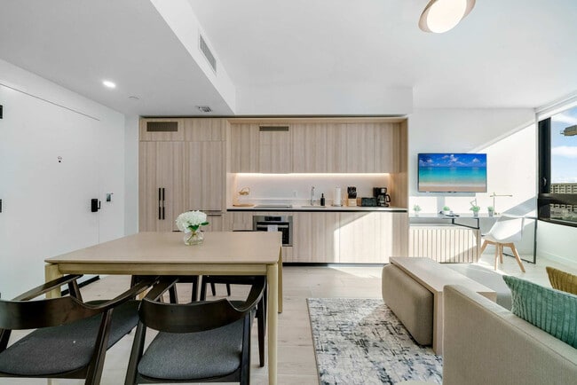 Photo - 225 N Miami Ave Unit FL11-ID1391813P