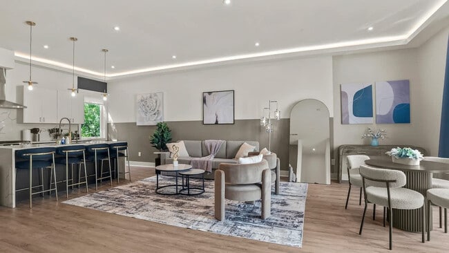 Building Photo - 1733 N Fitzhugh Ave Unit ID1226737P