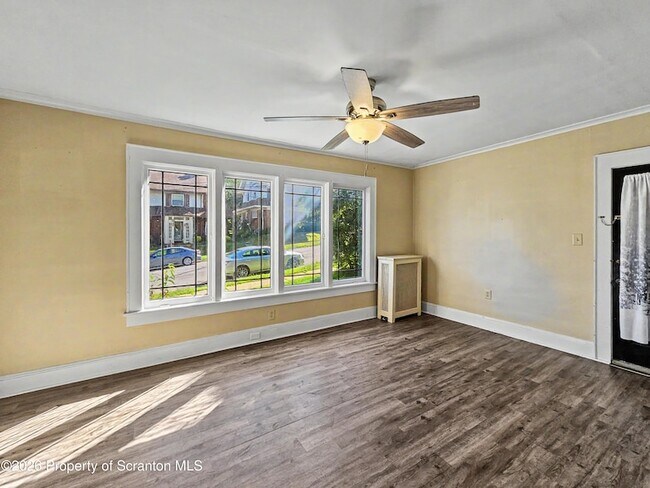 Photo - 1614 Linden St Unit A