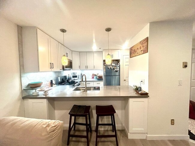 Photo - 1115 Willow Ave