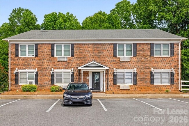 Building Photo - 113 Stroupe Rd Unit E