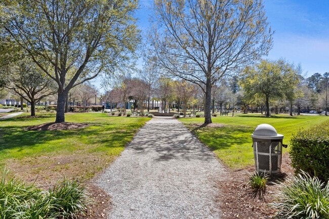 Photo - 108 Ingleside Dr