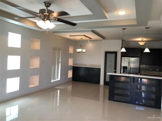 Photo - 1301 E Daffodil Ave