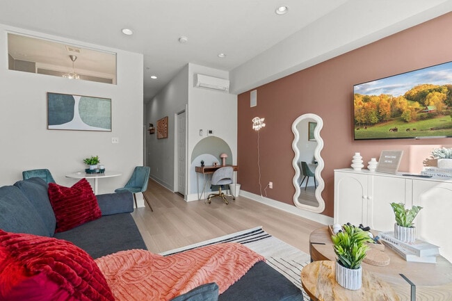 Photo - 826 N Broad St Unit ID1346820P