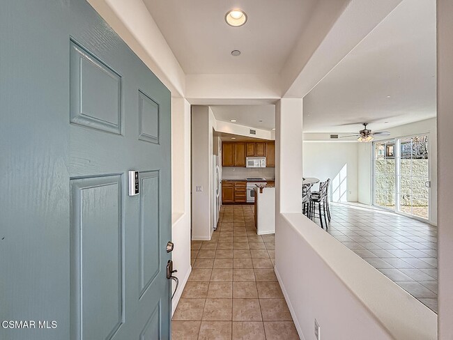 Photo - 2930 Esperanza Way