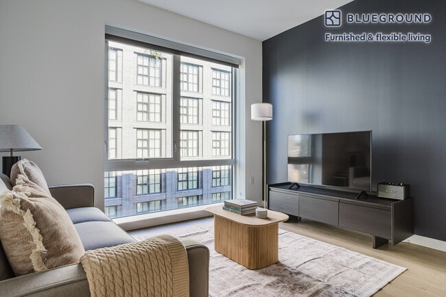 Photo - 3 Tingey Sq SE Unit FL8-ID977