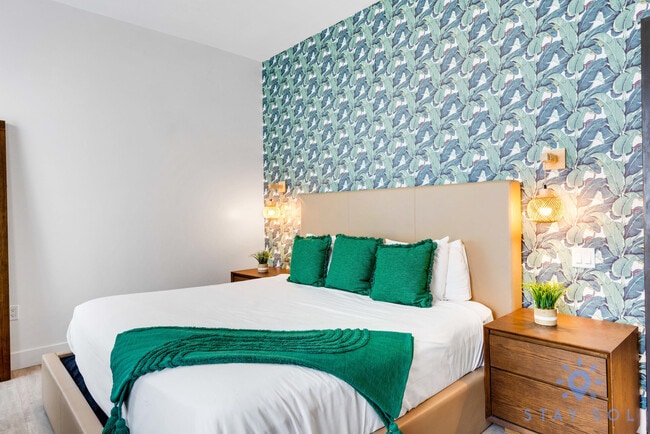 Building Photo - 777 N Ocean Dr Unit ID1227227P