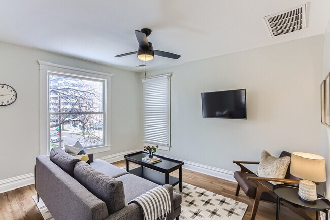 Photo - 91 Pearl St Unit ID1026282P