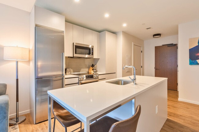 Photo - 131 Seaport Blvd Unit SI FL11-ID1050362P