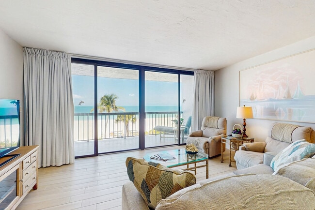 Building Photo - 26300 Hickory Blvd Unit SI ID1546394P