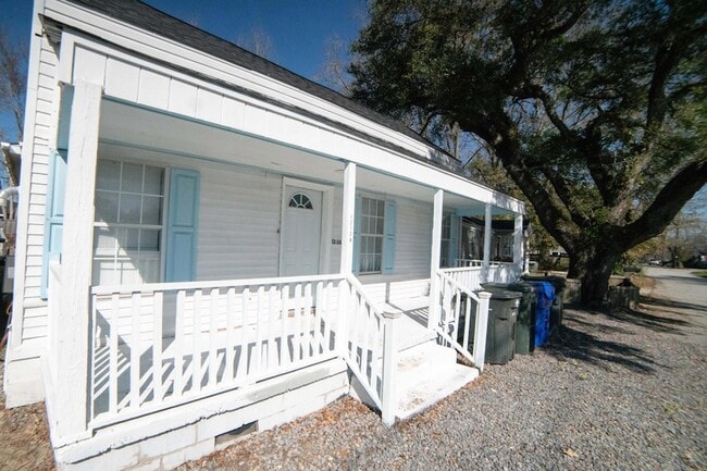 Building Photo - 1212 Forbes Ave