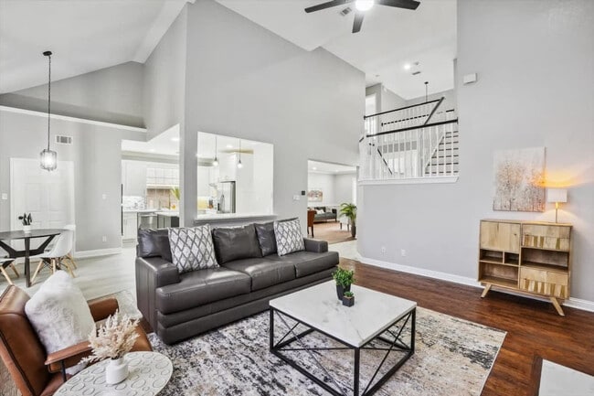 Photo - 2401 Scarlet Oak Dr Unit ID1019564P