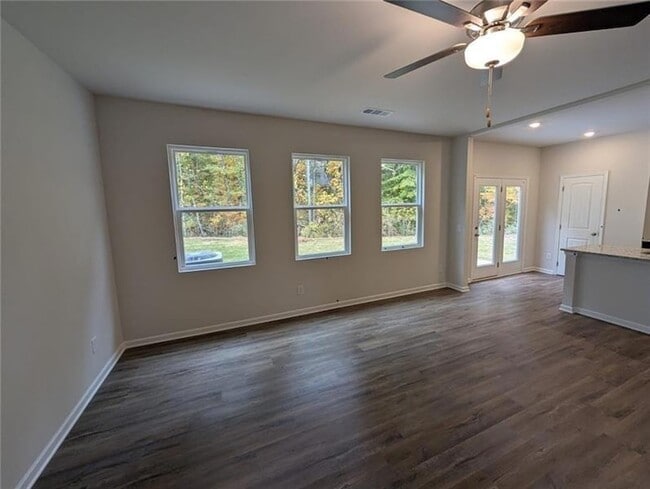 Photo - 168 Parkwood Dr