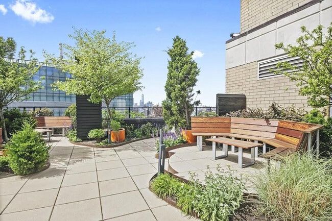 Photo - 399 E 34th St Unit SI ID1025344P