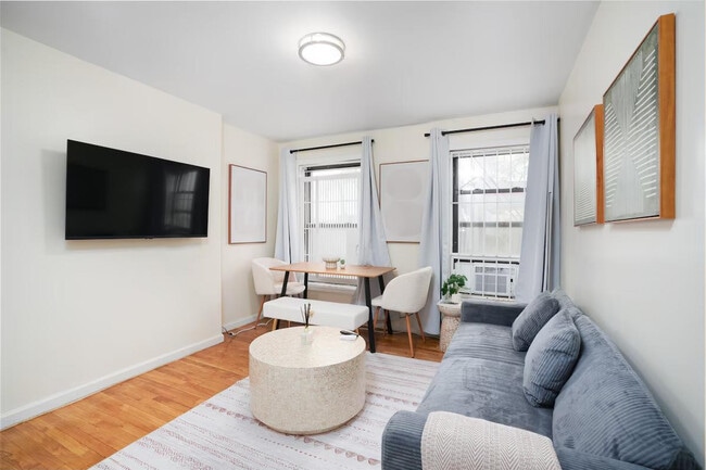 Photo - 227 E 30th St Unit SI ID1473158P