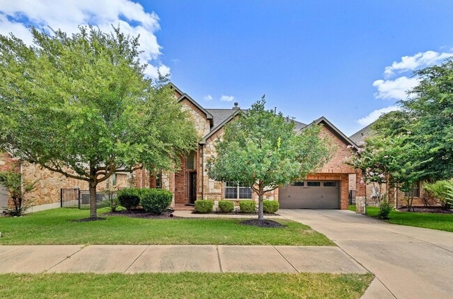 Building Photo - 4303 Woodledge Pl