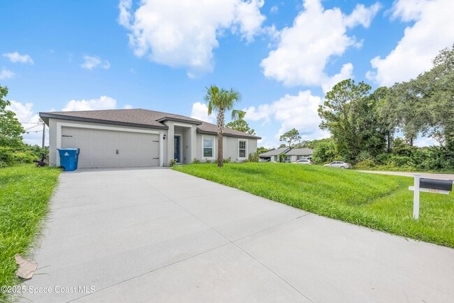 Photo - 1602 Saladino St SE