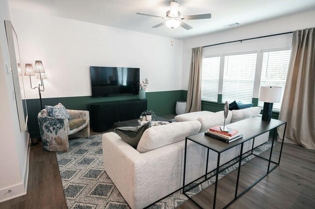 Photo - 1298 Mabry St