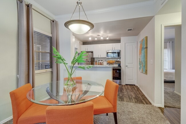 Photo - Riverbend Apartments