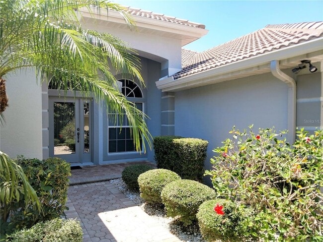 Photo - 919 Scherer Way