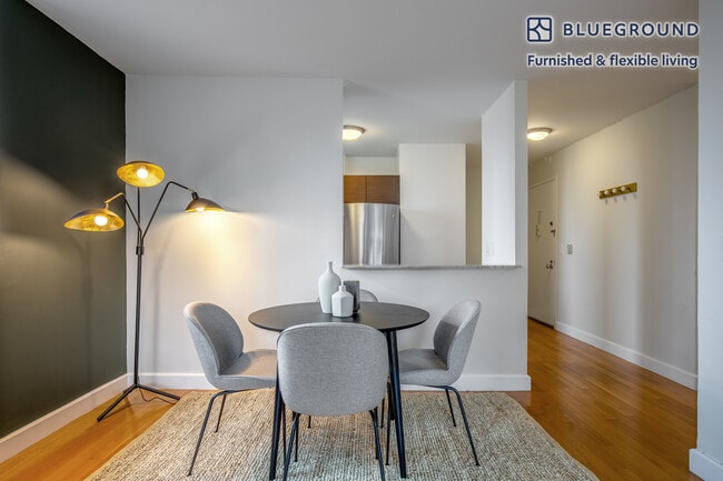 Photo - 235 W 48th St Unit SI FL18-ID378