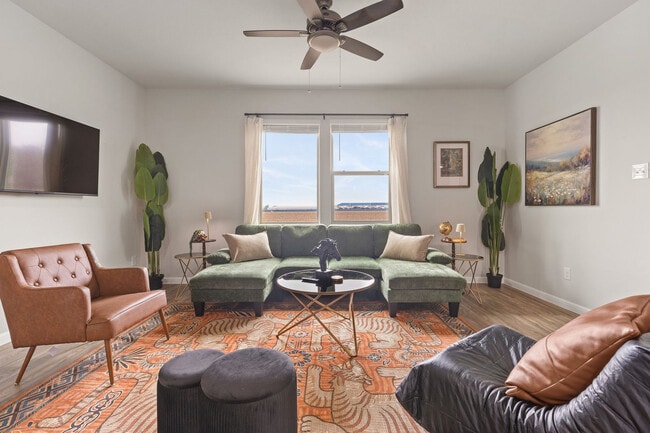 Building Photo - 101B Emilie Wy Unit SI FL1-ID1526891P