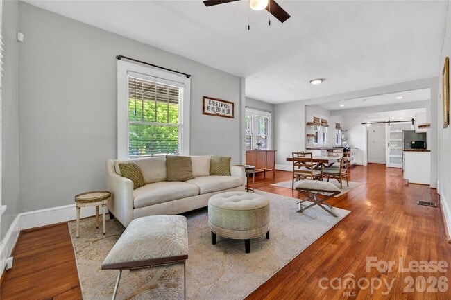 Photo - 405 Walnut Ave