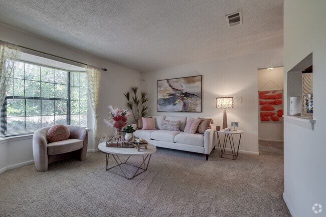 1BR, 1BA- 800SF - The Greens Of Bedford