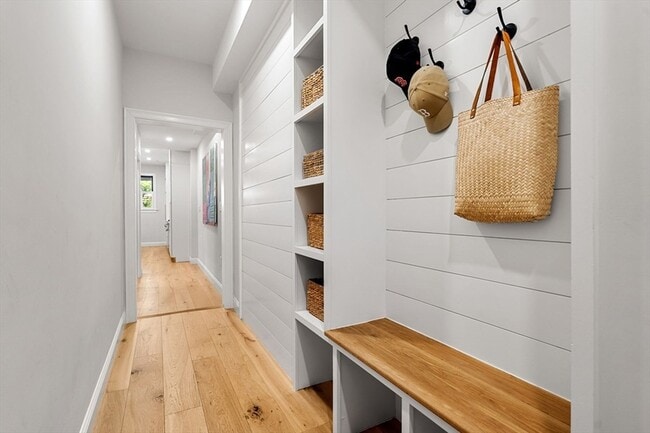 Photo - 722 E 5th St Unit TH