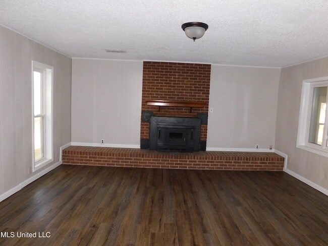 Photo - 1760 Northfield Dr