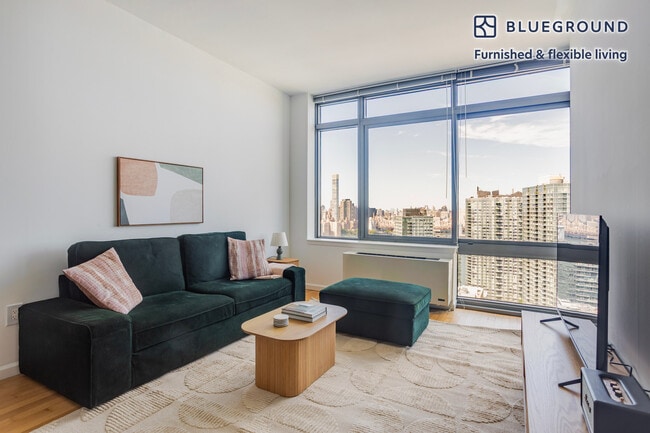 Building Photo - 4-75-75 48th Ave Unit SI FL38-ID2253