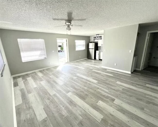 Building Photo - 1566 40th Ave Unit I4