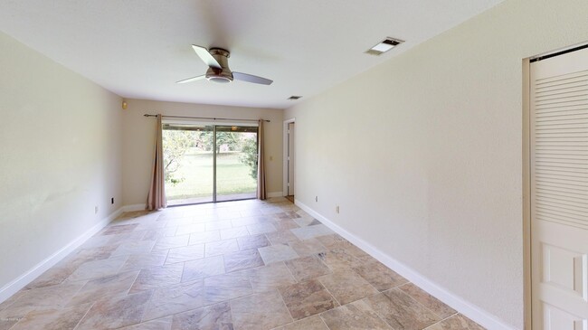 Photo - 1527 Waldorf Cir NE