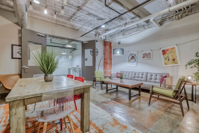 Photo - 500 S Ervay St Unit ID1297785P