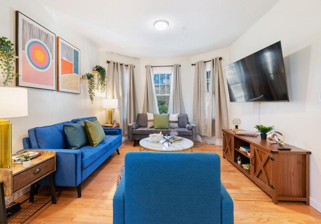 Photo - 12 Hubbardston Rd Unit GO ID1343280P