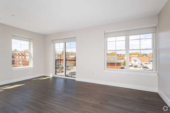 2BR, 2BA - 1,078Ft.² - Living Room - Orpheum Apartments