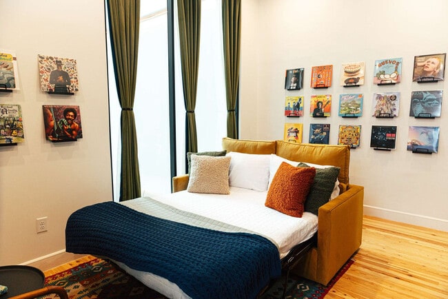 Photo - 1911 3rd Ave N Unit SI ID1352418P