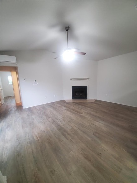 Photo - 6909 Hyland Cir Unit A