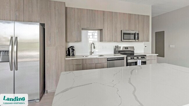 Photo - 600 19th St N Unit 204