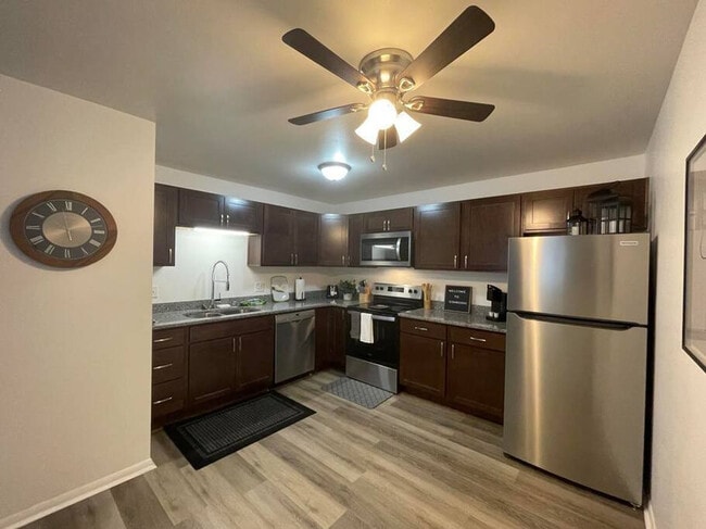 Photo - 1135 High Ave Unit ID1253092P