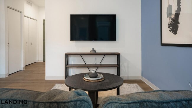 Photo - 1529 N Fremont St Unit 415
