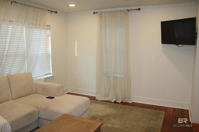 Photo - 852 Prospect Ave