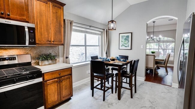 Photo - 725 Crane Canyon Pl