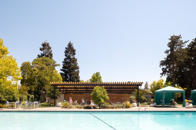 Building Photo - Villages at Cupertino